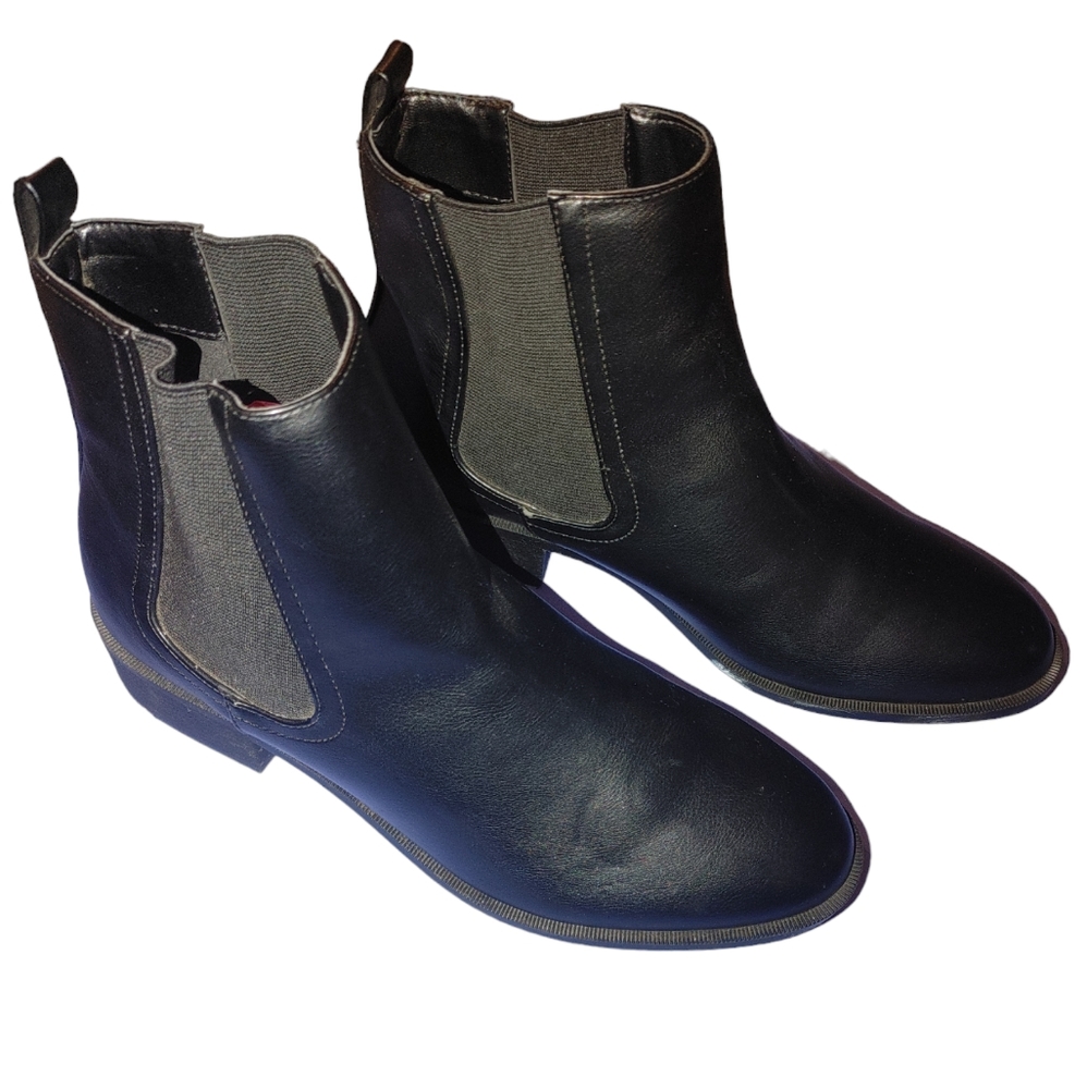 Forever 21 Female Leather Booties